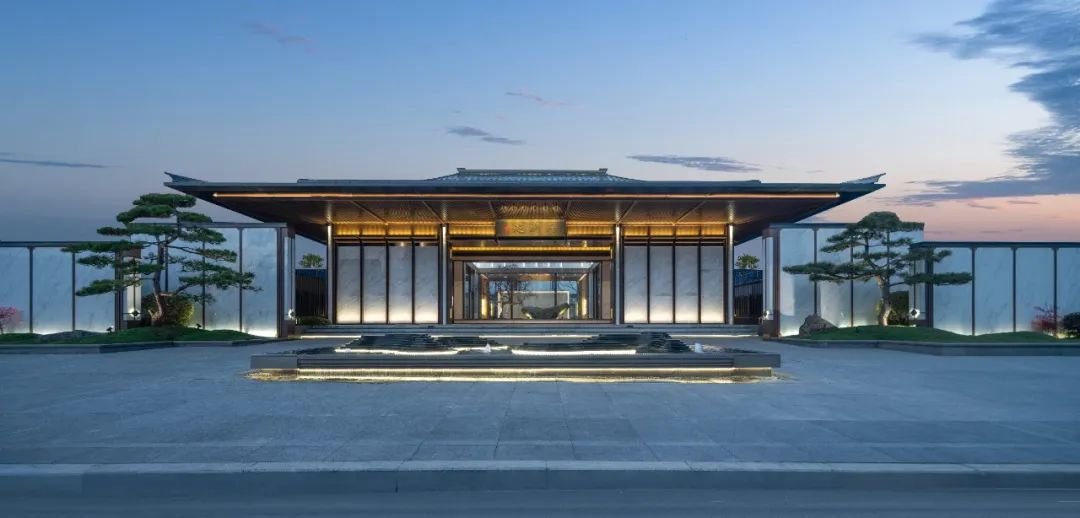 建杭置业:匠心破局,百强加冕,稳筑未来新宏图