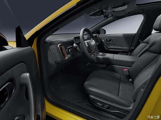 实车国内首次亮相 11月开启预售 零跑Lafa5内饰正式发布